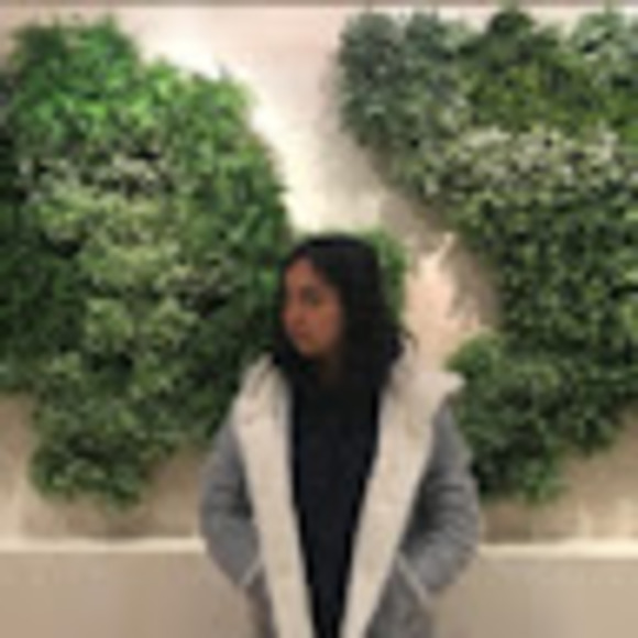 Meet your Posher, Yannis - Picture 1 of 1